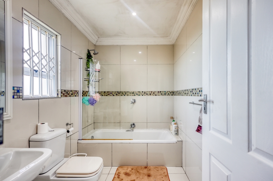 3 Bedroom Property for Sale in Gonubie Eastern Cape